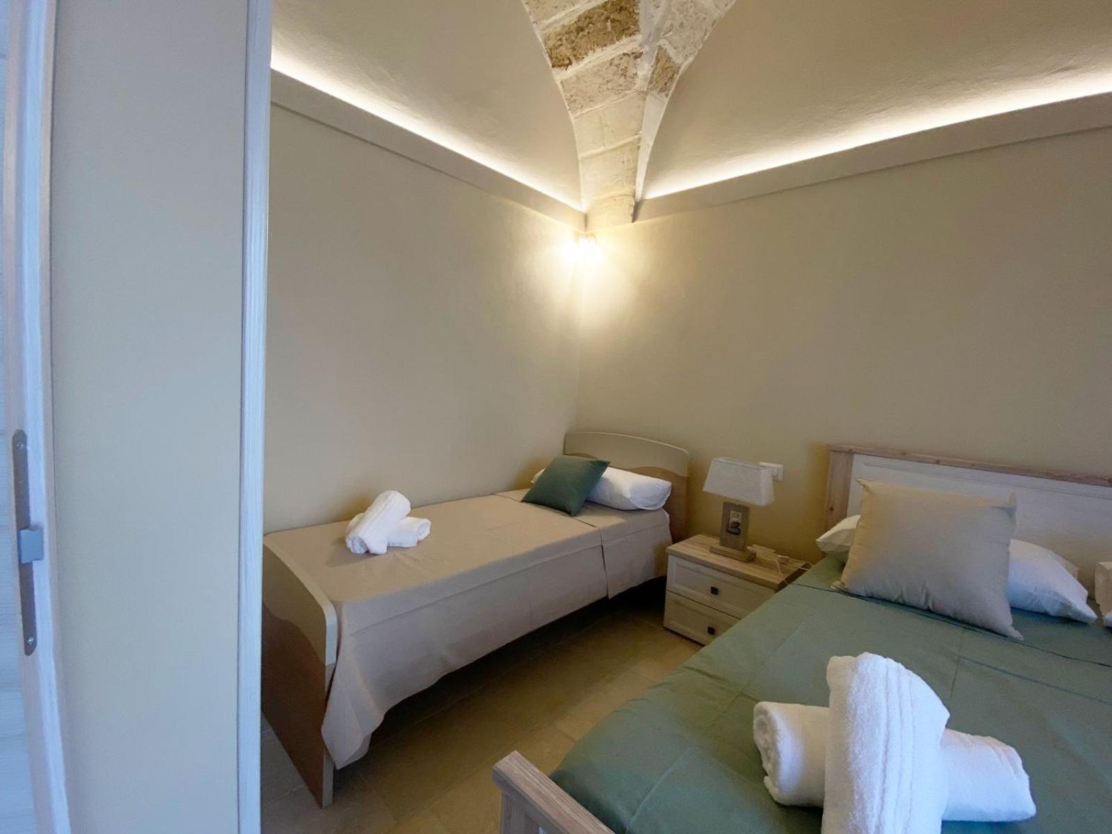 レッチェ Duca D'Aosta Bed & Breakfast エクステリア 写真