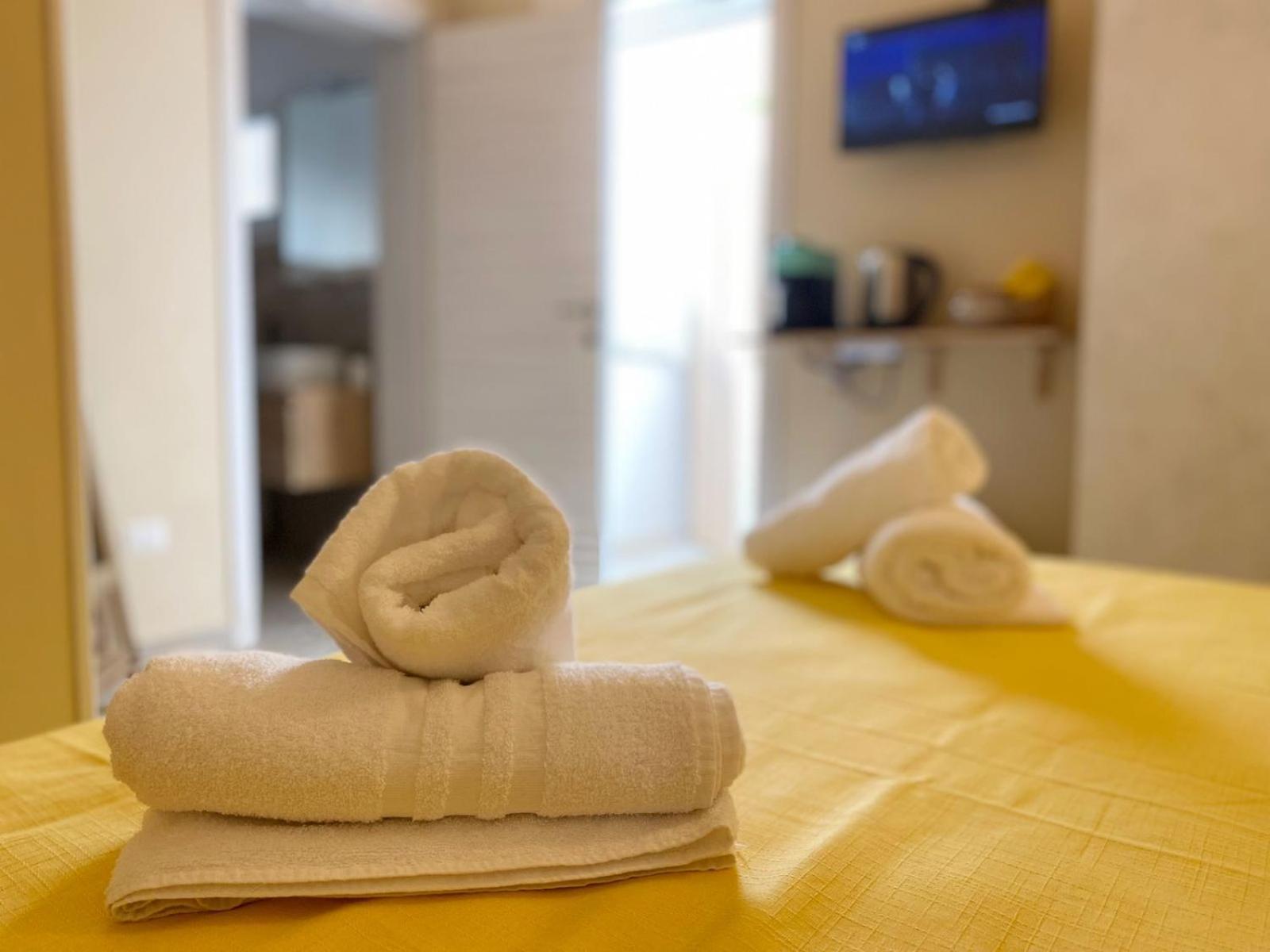 レッチェ Duca D'Aosta Bed & Breakfast エクステリア 写真