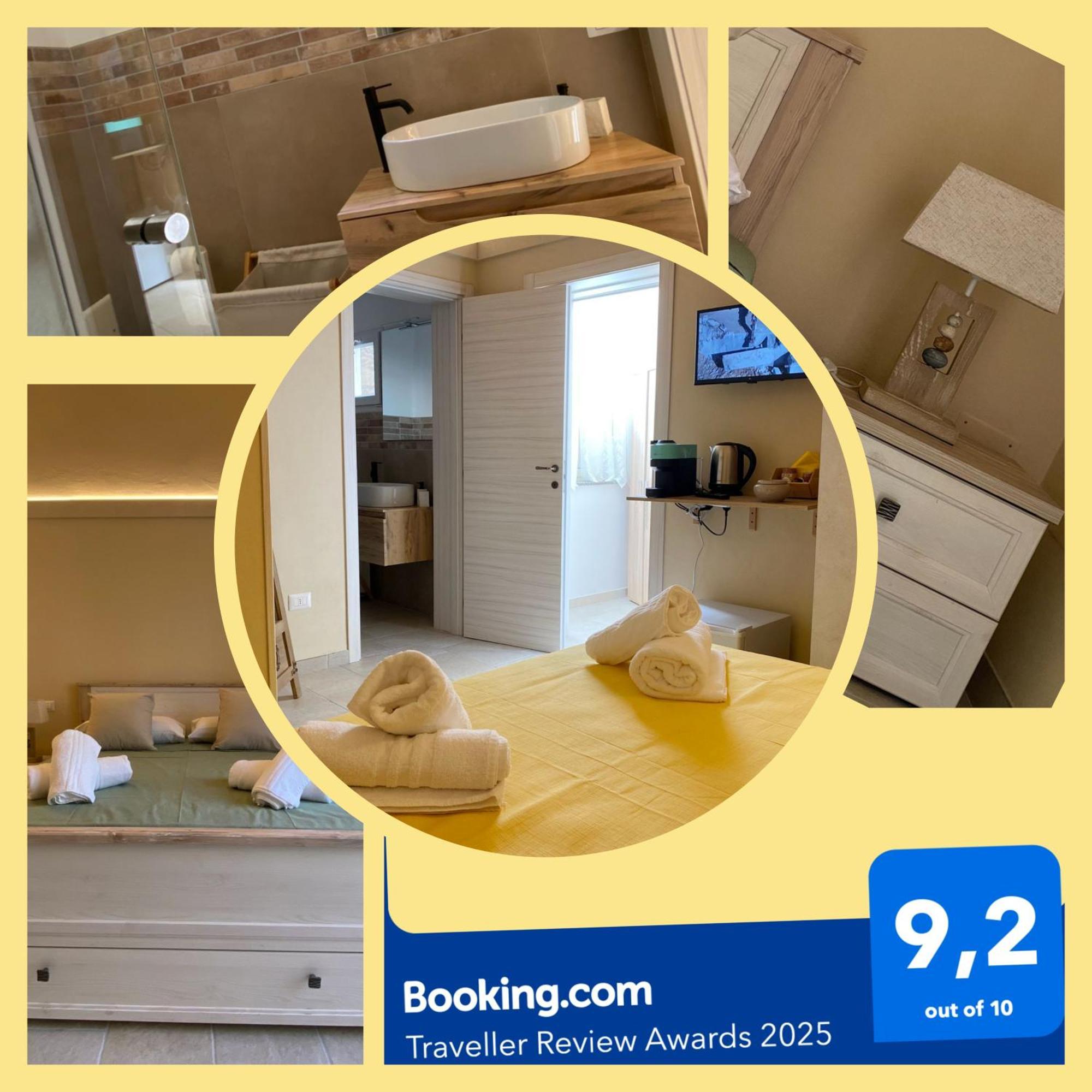 レッチェ Duca D'Aosta Bed & Breakfast エクステリア 写真